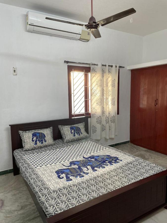 White House- 1Bk Pleasant Apartment With Open Terrace Coimbatore Exterior photo